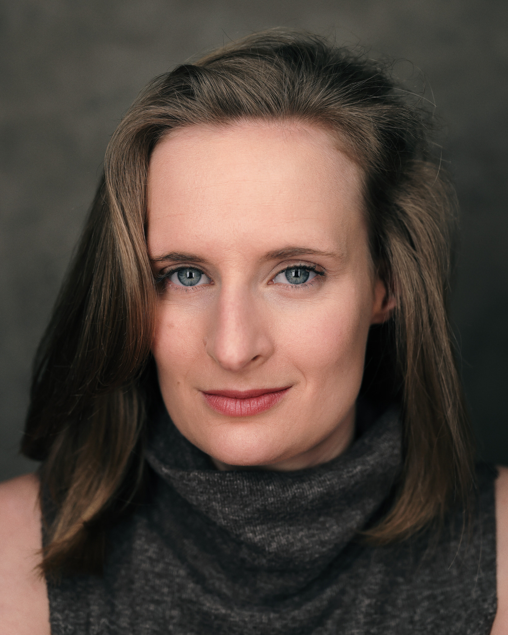 Saskia Douglas image