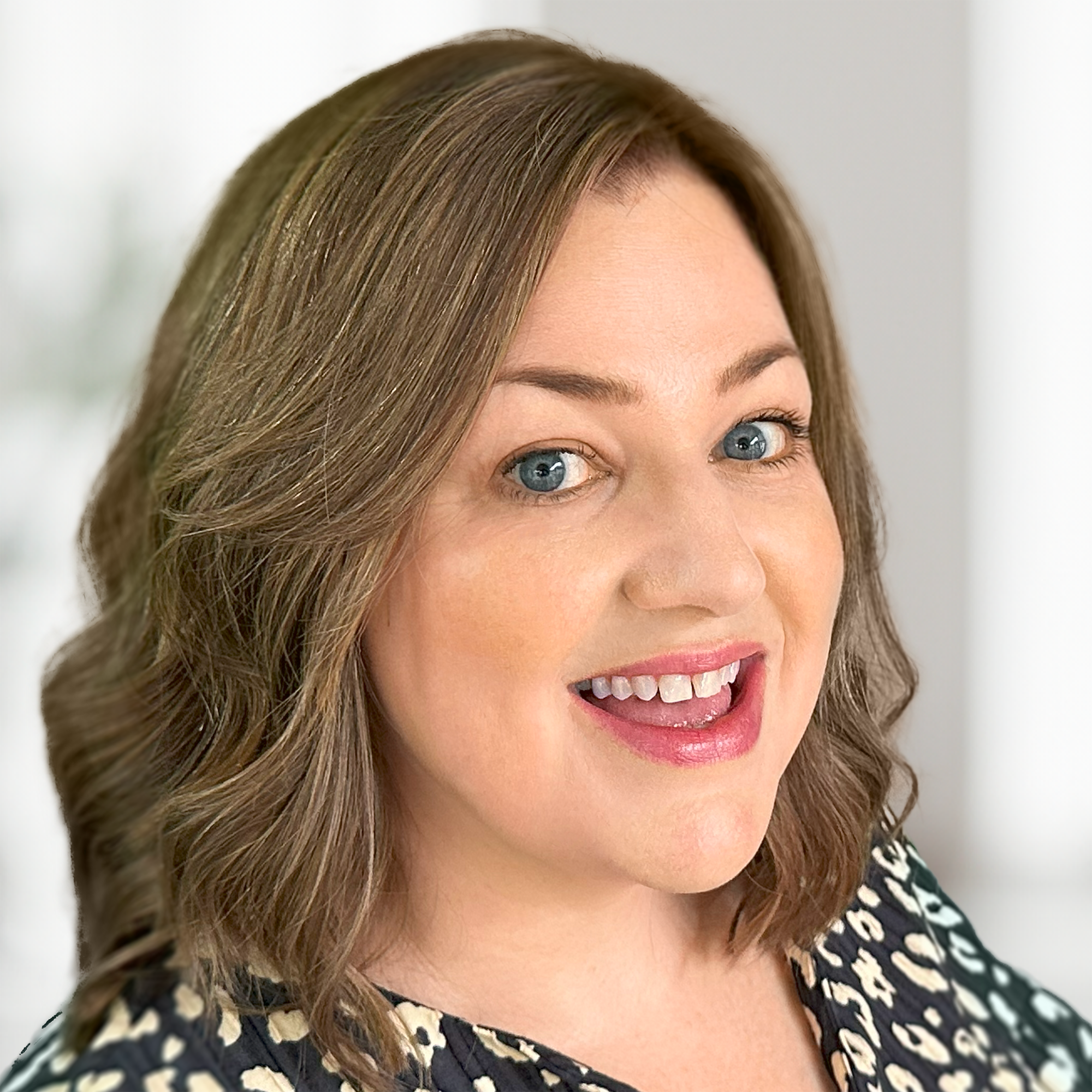 Nikki Mills profile image